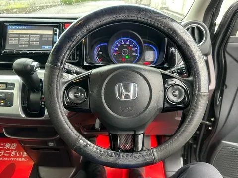 Honda N-WGN Custom