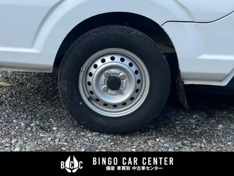 Mazda Scrum Truck