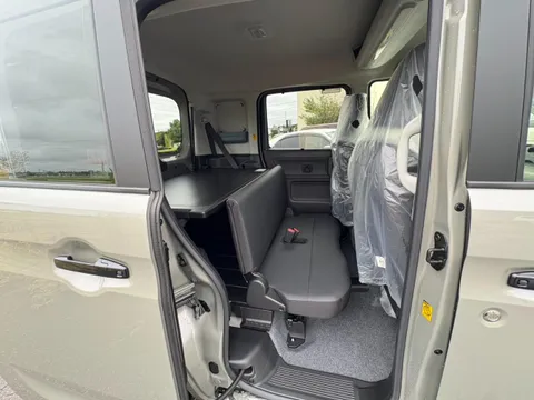 Suzuki Spacia Base