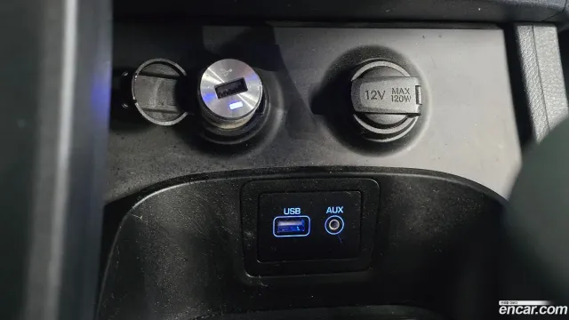 Hyundai Grand Santa Fe (Maxcruz)