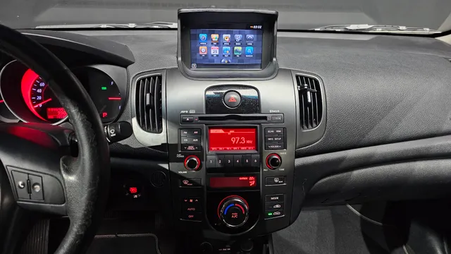 Kia Cerato (Forte)