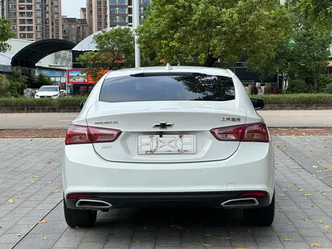 Chevrolet Malibu XL