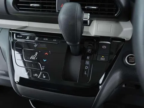 Mitsubishi Delica Mini