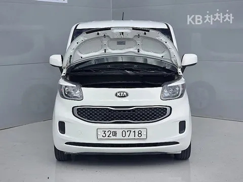 Kia Deluxe