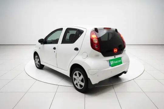 BYD F0