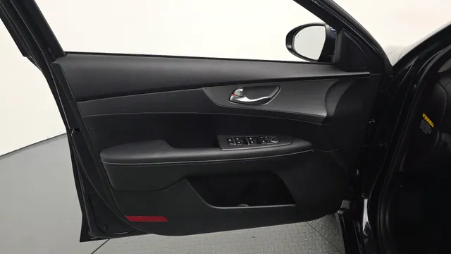 Kia Cerato (K3)