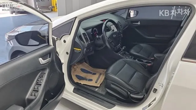 Kia Cerato (K3)