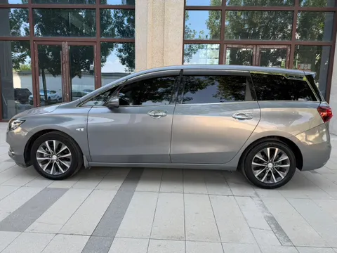 Buick GL6
