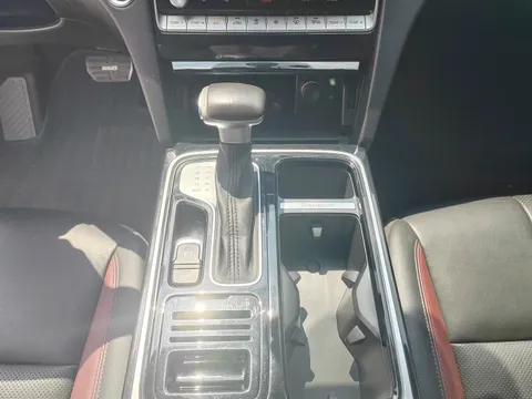 Gac GS8