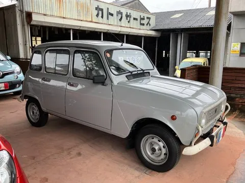 Renault 4