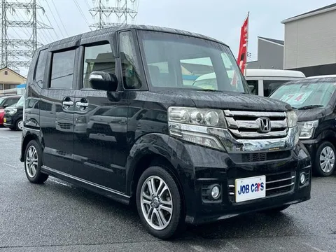 Honda N-BOX Custom