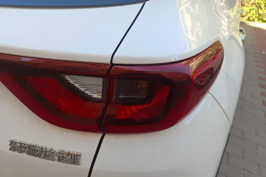 Kia KX1