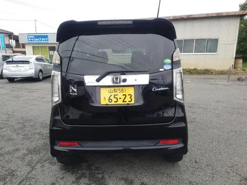 Honda N-WGN Custom