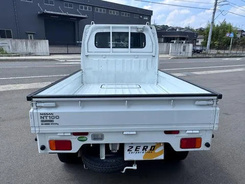 Nissan Clipper Truck