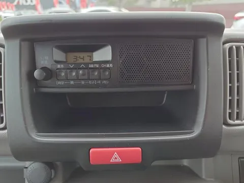 Mitsubishi Minicab Van