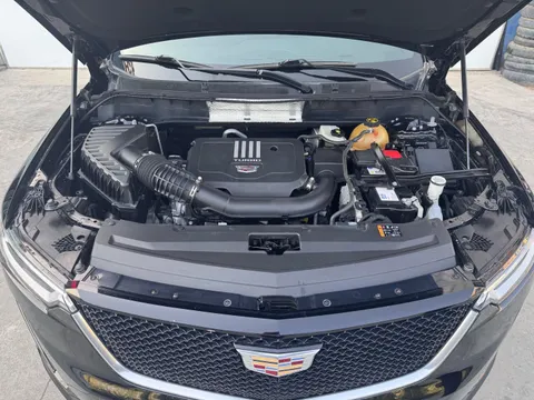 Cadillac XT6