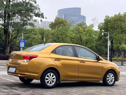 Hyundai Reina