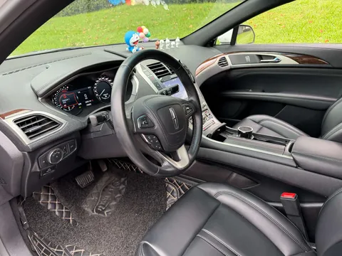 Lincoln MKZ
