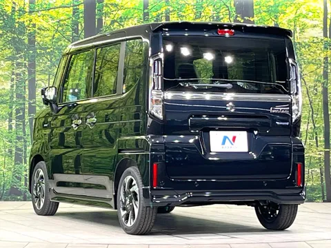 Suzuki Spacia Custom