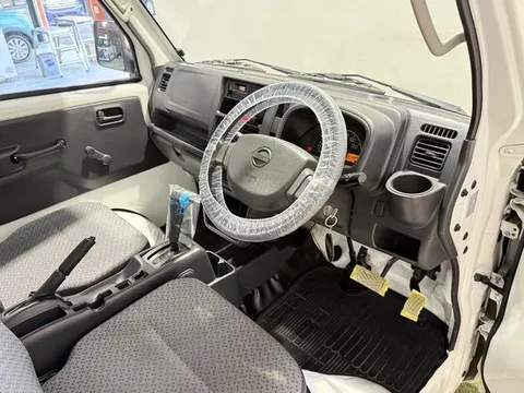 Nissan Clipper Truck