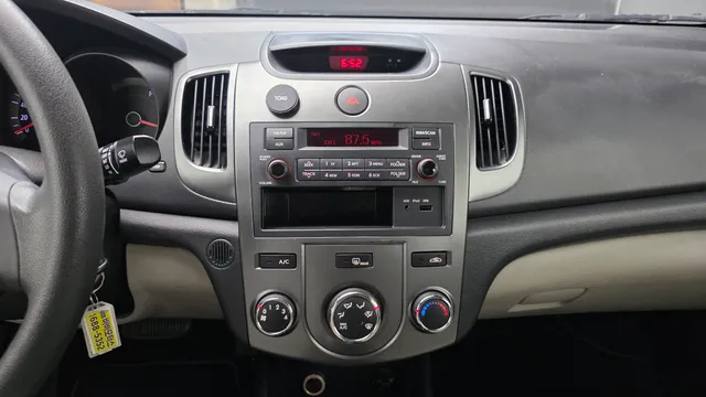 Kia Cerato (Forte)