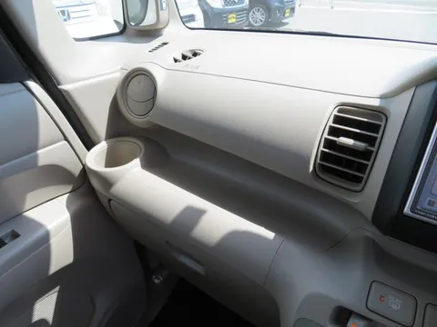 Honda N-BOX Plus