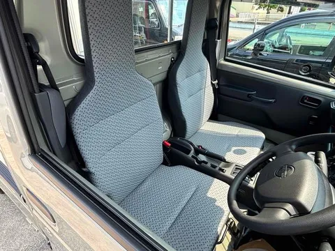 Nissan Clipper Truck