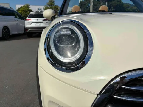 MINI Cooper Convertible