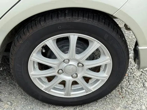 Subaru R2