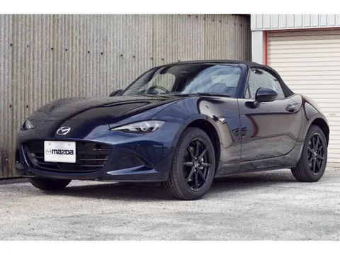 Mazda MX-5 (Roadster)