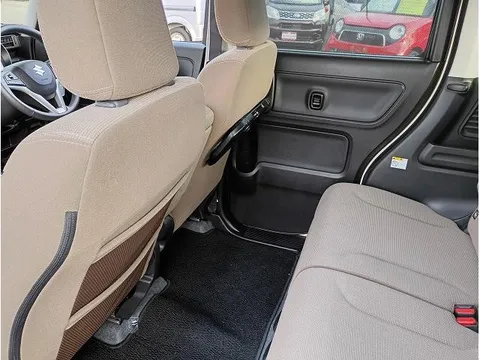 Suzuki Spacia Gear