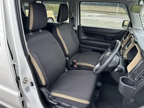 Mazda Flair Crossover