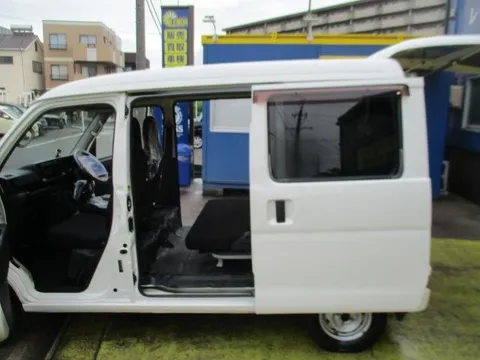 Subaru Sambar Van