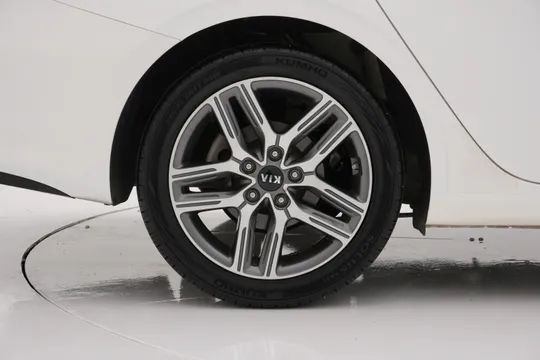 Kia Cerato (K3)