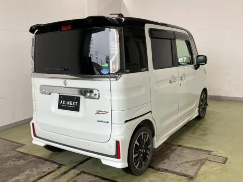 Suzuki Spacia Custom