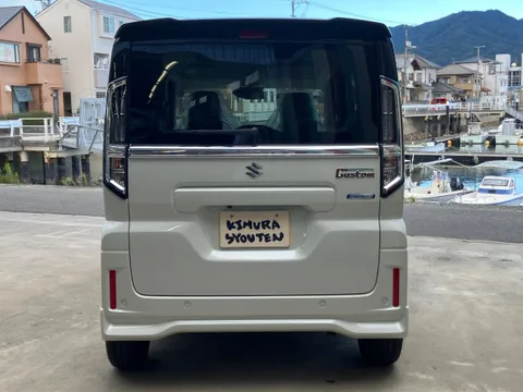 Suzuki Spacia Custom