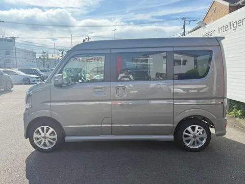 Nissan Clipper Rio