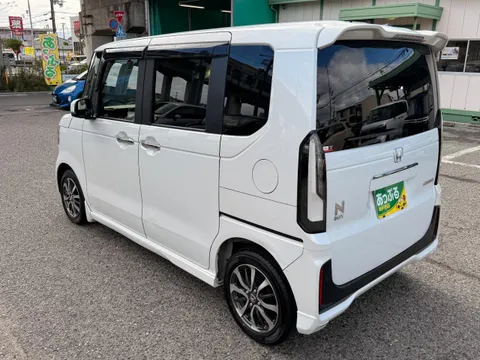 Honda N-BOX Custom