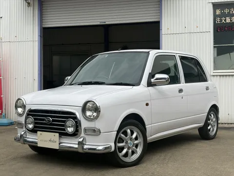 Daihatsu Mira Gino