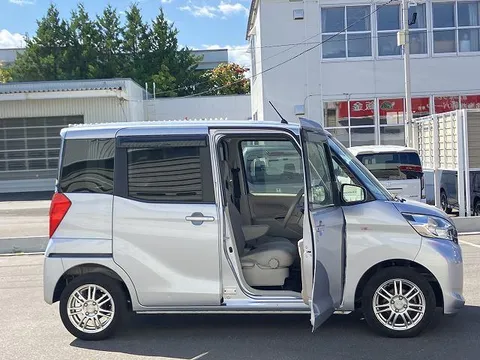 Mitsubishi eK Space