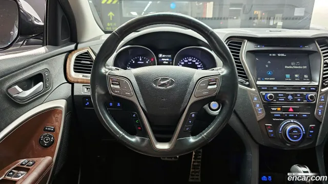 Hyundai Grand Santa Fe (Maxcruz)