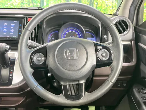 Honda N-WGN Custom