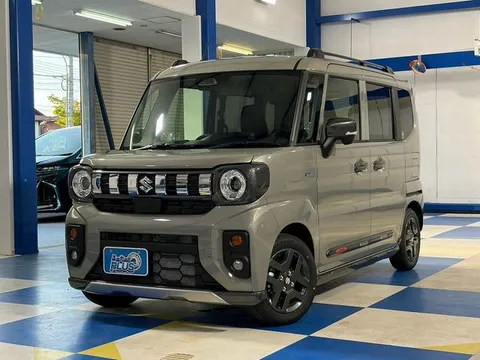 Suzuki Spacia Gear