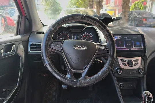 Chery Arrizo 5