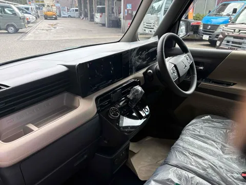 Mitsubishi Delica Mini