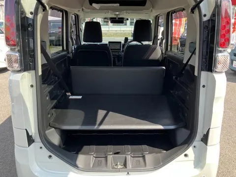 Suzuki Spacia Base