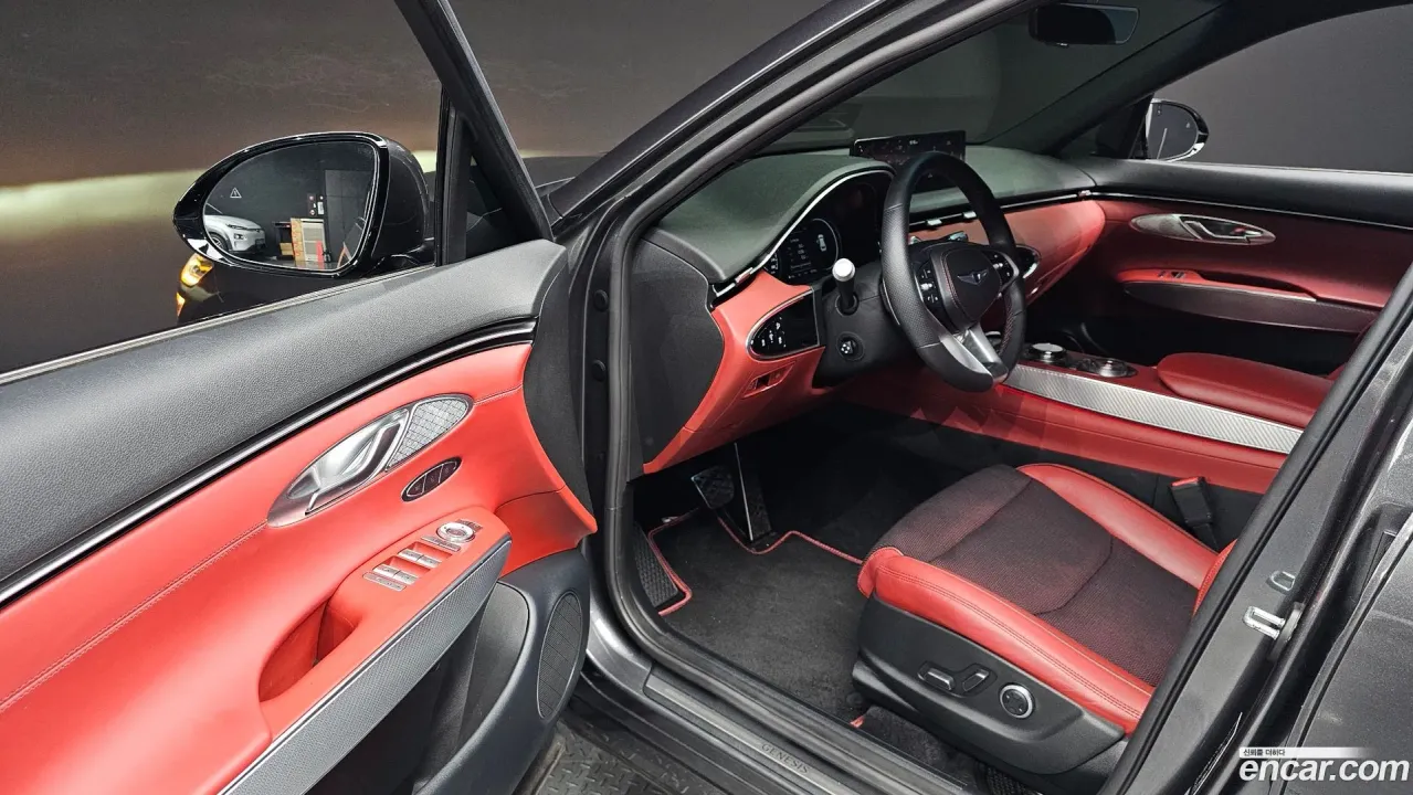 Genesis GV70