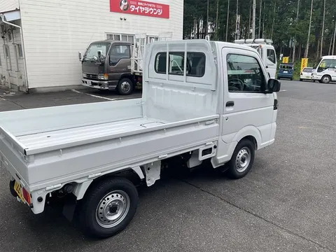 Nissan Clipper Truck