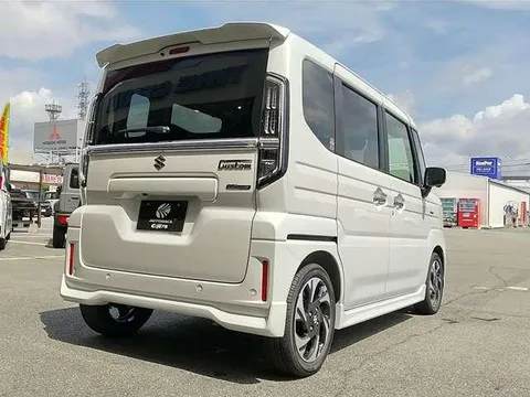 Suzuki Spacia Custom