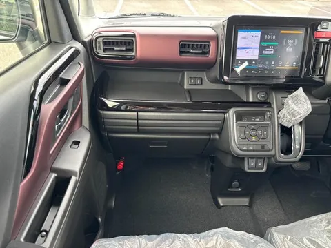 Suzuki Spacia Custom